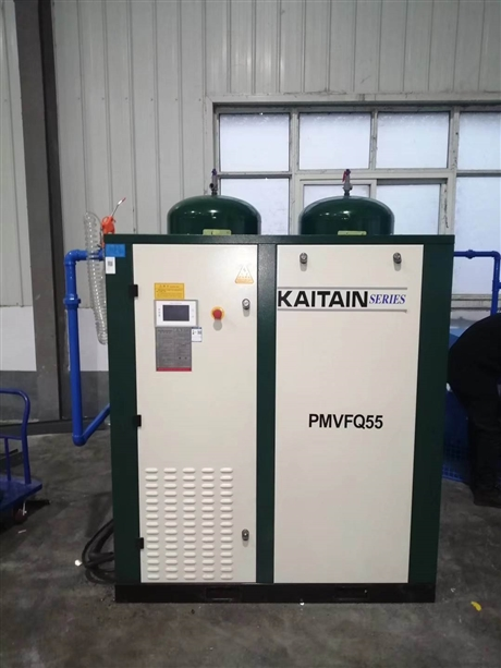 化纖企業(yè)用開(kāi)山兩級(jí)壓縮螺桿空氣壓縮機(jī)(圖1)