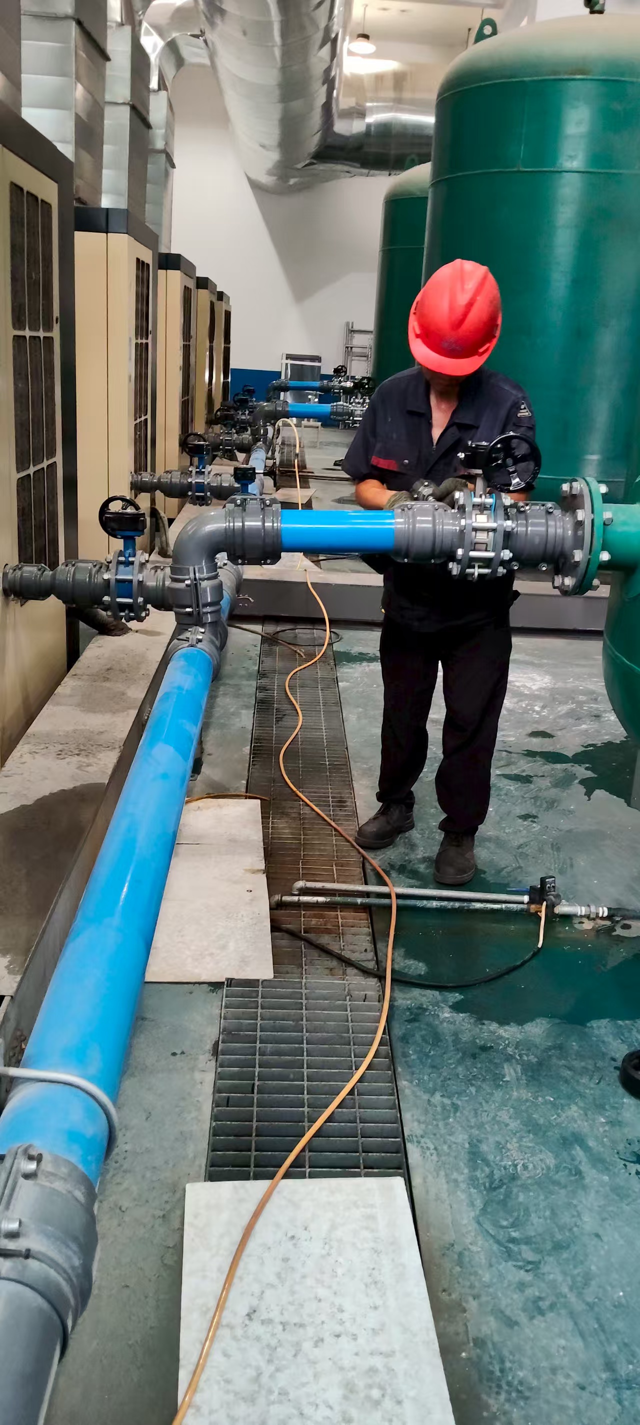 泉州某衛(wèi)浴廠空壓機(jī)管道安裝