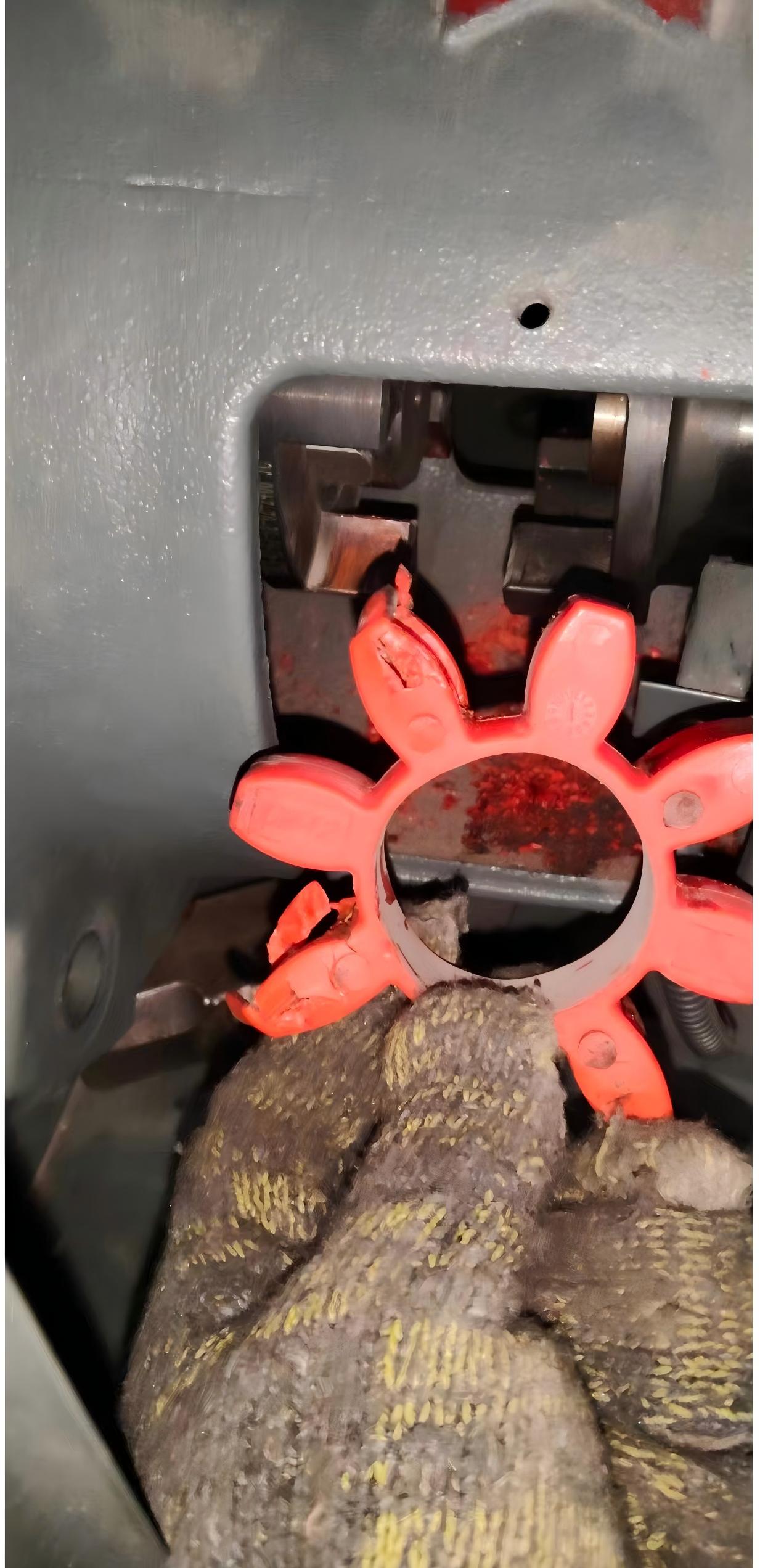 泉州某電子廠更換連軸器膠墊 泉州某電子廠更換連軸器膠墊